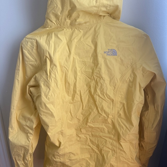 North face yellow rain jacket - Picture 4 of 5